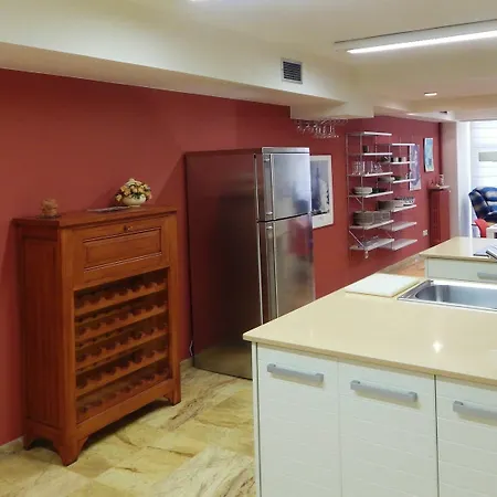 Apartment Girona Central Station Girona
